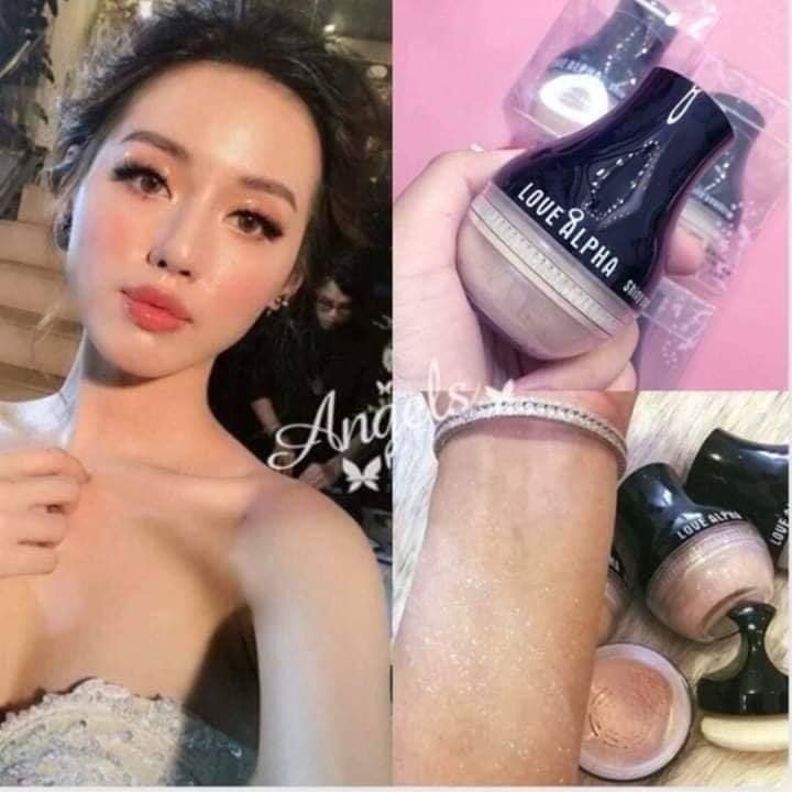Phấn phủ bột nhũ kim tuyến Love Alpha
