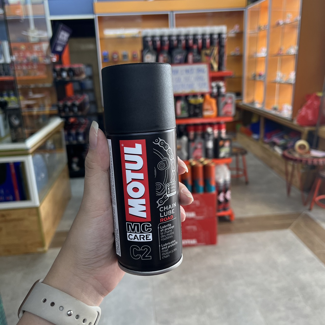 [Tặng Cọ Sên] Chai Xịt Dưỡng Sên , Xích Motul C2 150ML