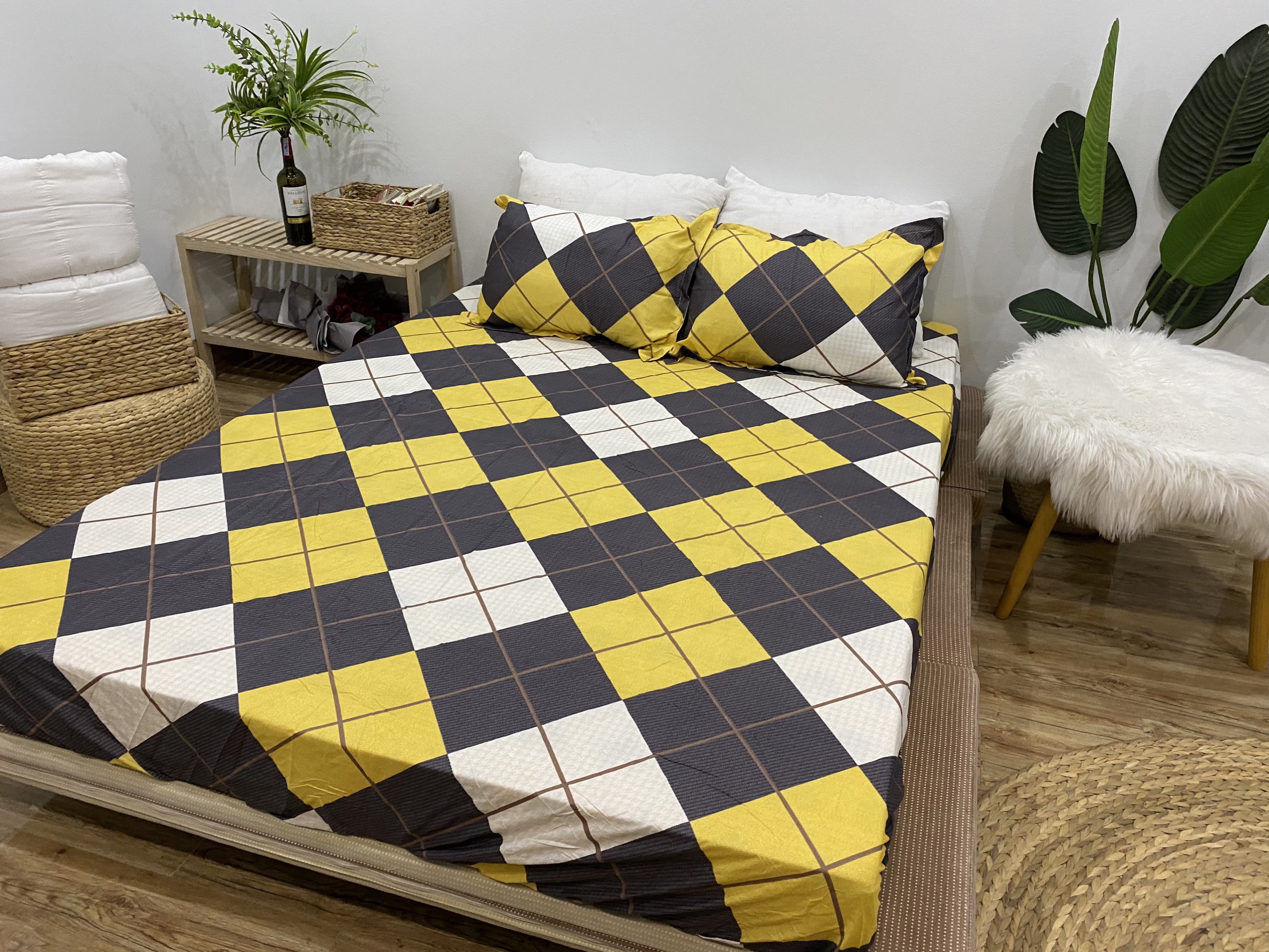 Bộ Chăn Ga Gối Cotton Poly - Kẻ Vàng ( 3 Món , 4 Món , 5 Món ) Tiệm Nhà Cá