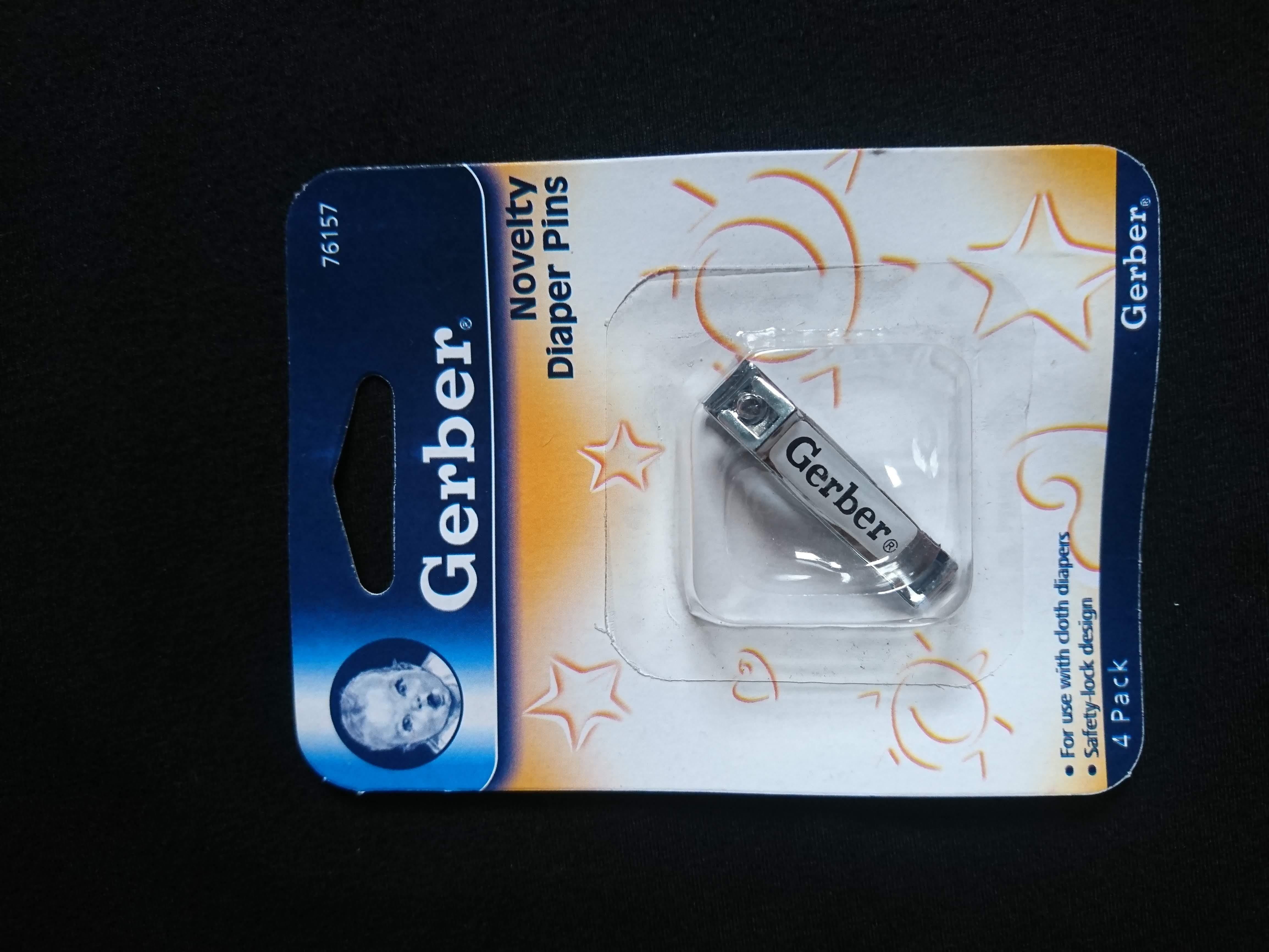 [HCM]Bấm móng cho bé Gerber