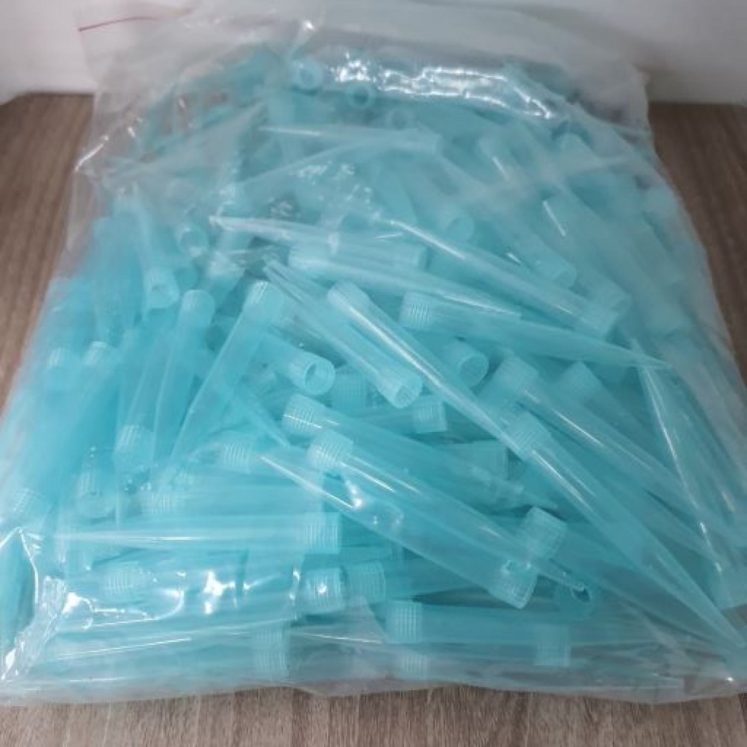 Set 500 cái Đầu Côn - Tip Xanh Kiểu Eppendorf / Gilson 1000ul