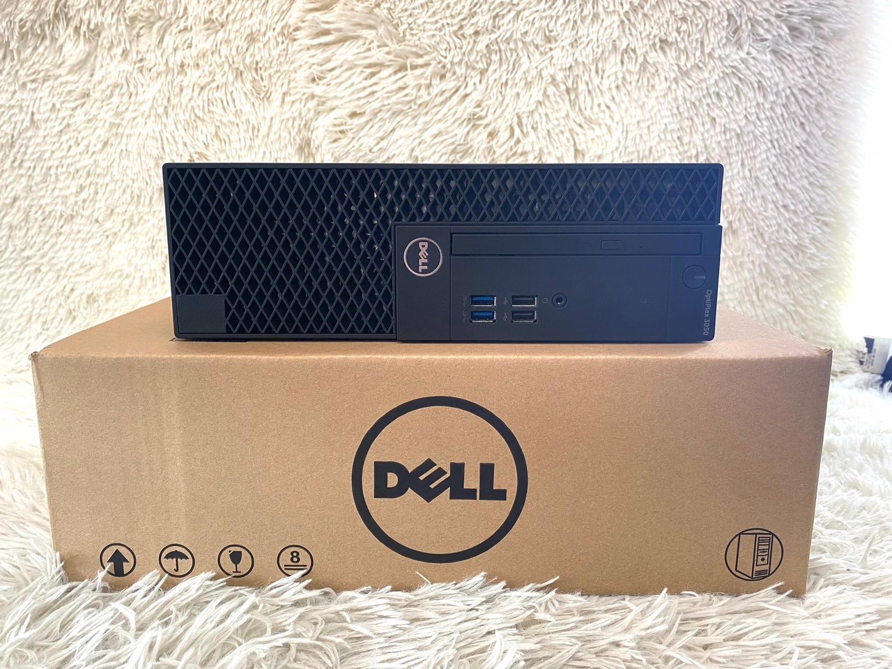 Máy Bộ DELL Cpu I5 8400 Ram 4G Ổ SSD 120G Màn Hình 19inh