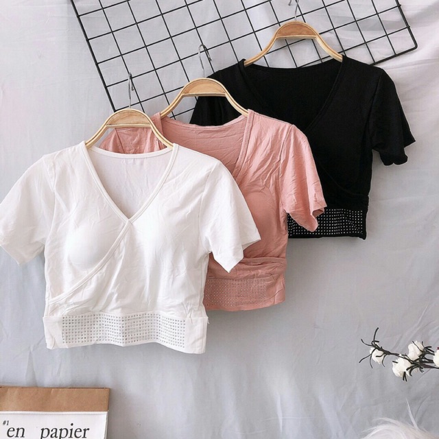 [HCM]Áo croptop đính cườm