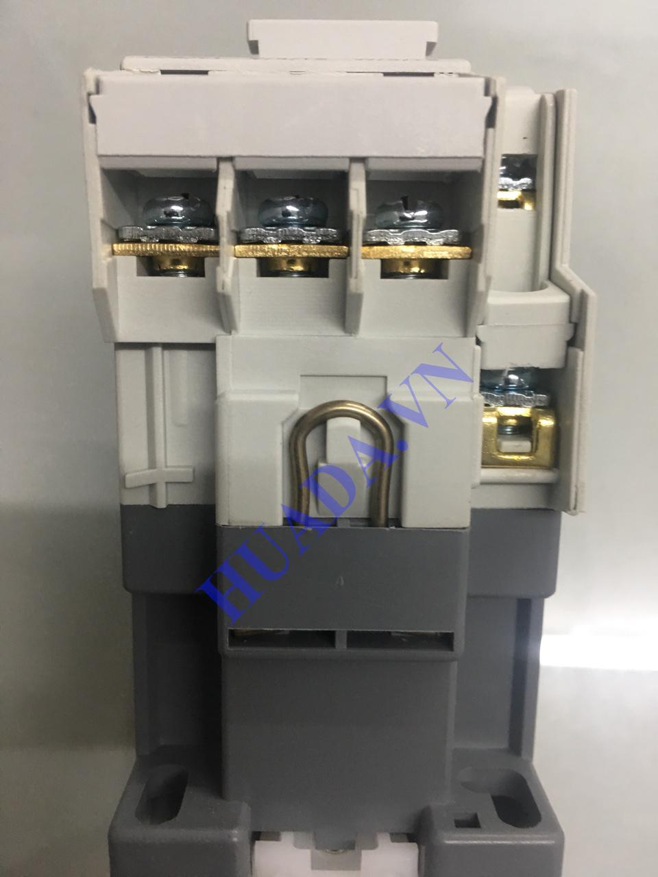 Khởi động từ GMC 18A 220V