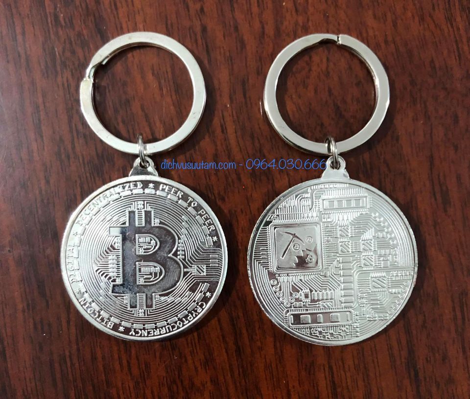 Móc khóa Bitcoin mạ bạc, độc và lạ