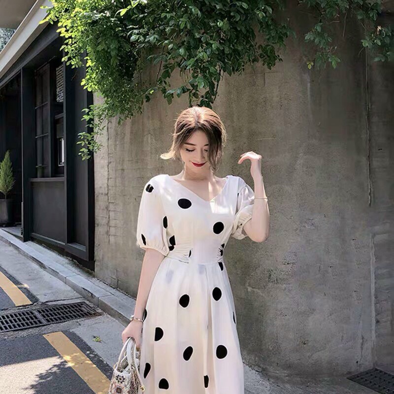 Đầm vintage voan bi cổ điển thắt nơ sau TTSA0825