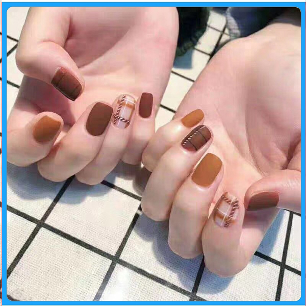 Hộp 24 Móng tay giả , móng giả A142 (Tặng keo dán móng tay )