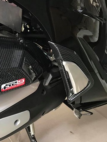 [HCM] Ốp gác chân sau SH 125 - 150 (2020) sơn carbon