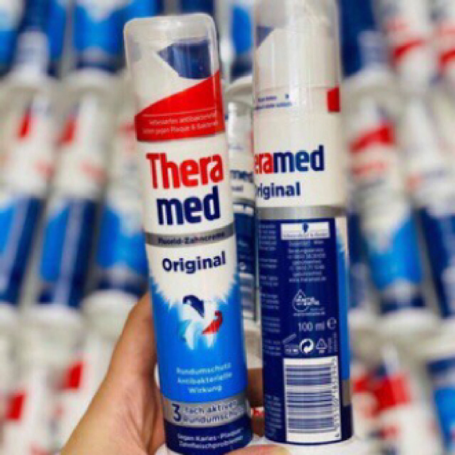 Kem đánh răng Theramed 2in1 Đức Dạng ống tròn