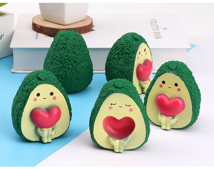 Quả bơ bóp kêu chíp chíp