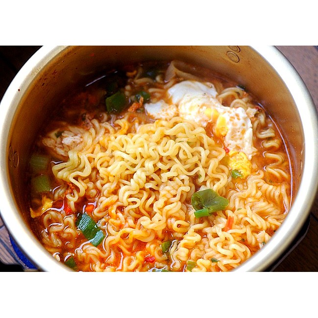 Mì tô Jin cay Ottogi 110g