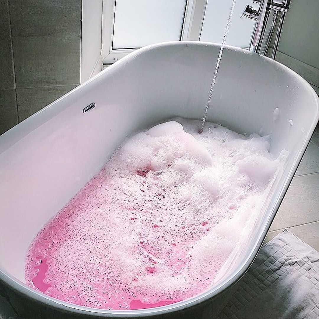 [HCM]Bánh tạo bọt tắm LUSH - The Comforter bubble bar