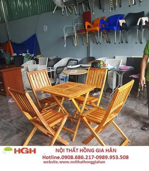 ghế xếp gỗ cafe