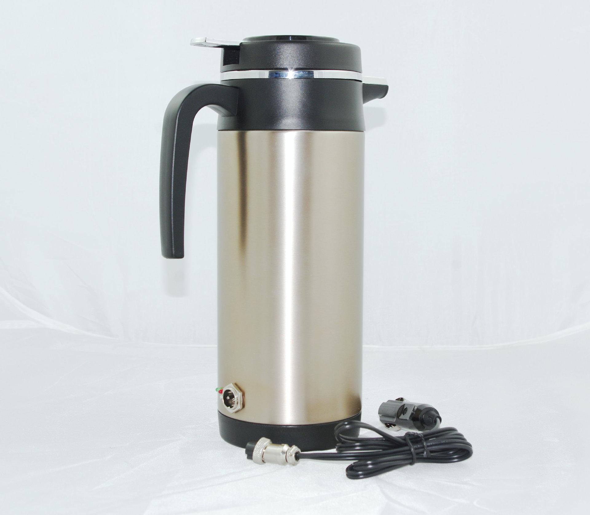 Ấm nước siêu tốc 750ML cho xe tải  12V , 24V
