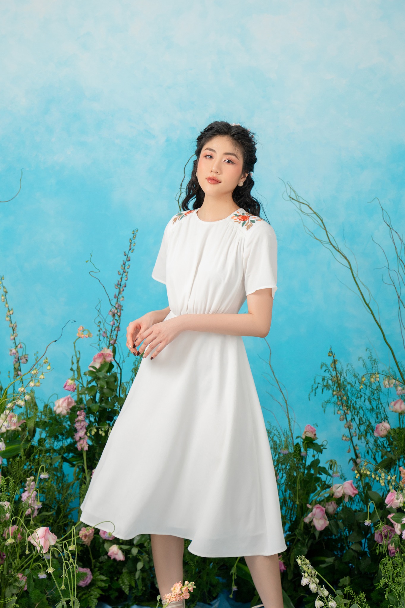 OLV - Đầm Crimson Shoulder Embro