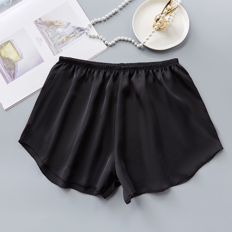 Quần Đùi (Lụa Satin) mềm mát - Mặc nhà hoặc mặc trong váy