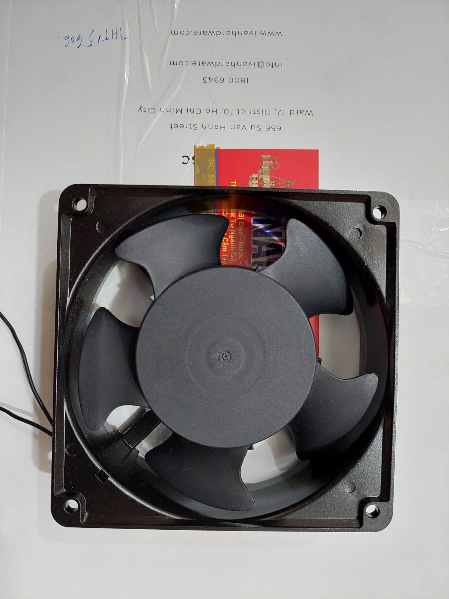 Quạt hút 1T2 - Quạt tản nhiệt 220V kích thước12x12x4, Tiện Dụng,Quạt Hút Mùi Tiện Dụng, Siêu Khỏe- , quạt thổi giỏ dùng điện 220v- Cửa Hàng Nam