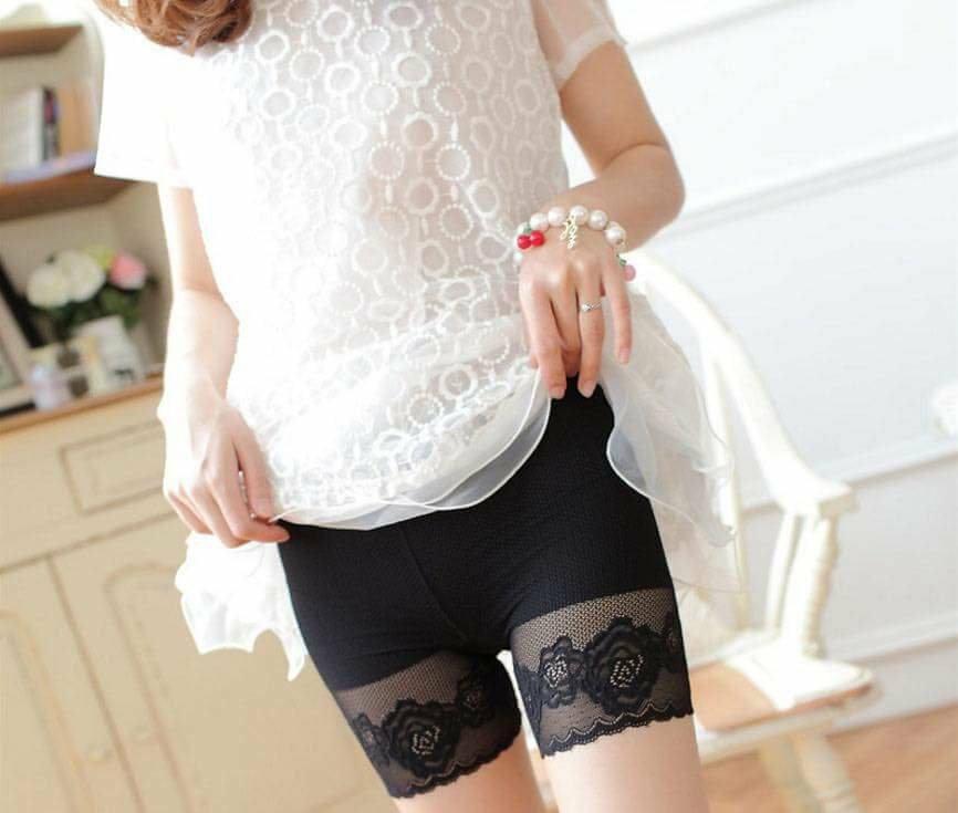 SÉT 2 QUẦN ĐÙI REN MẶC TRONG VÁY