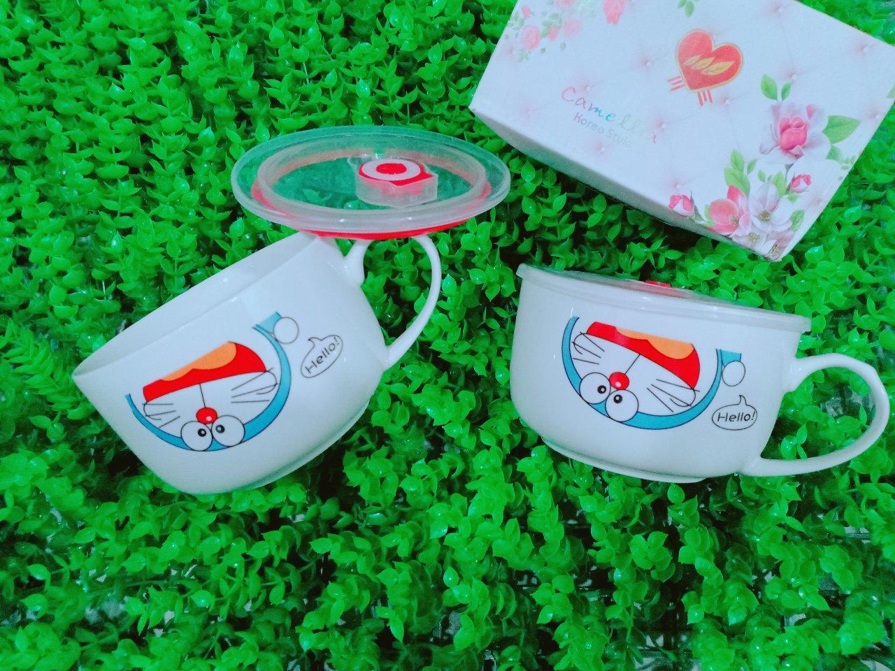 Bát ăn mỳ hình DOREMON có nắp hút chân không