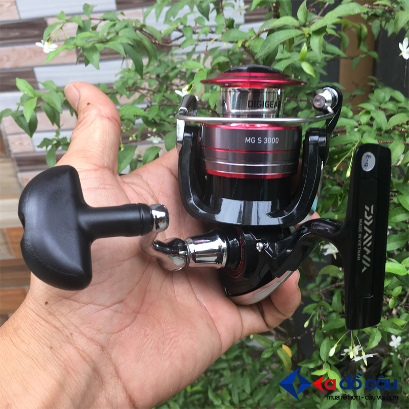 Máy câu cá Daiwa MGS chính hãng