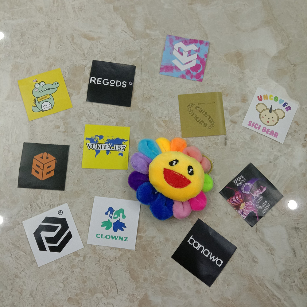 [HCM]Sticker dán các local brand (chuẩn cao cấp 1-1) (vukita157)