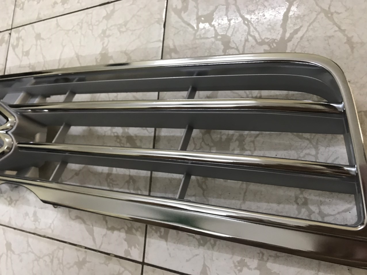 Mặt ga lăng Suzuki Wagon R+ (Mạ Crom)