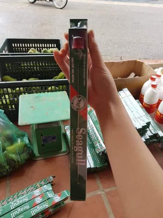 dụng cụ chẻ rau muống
