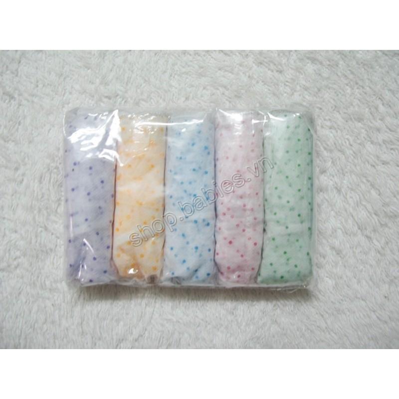 Gói gồm 5 quần lót giấy Maxx dùng 1 lần  đủ size