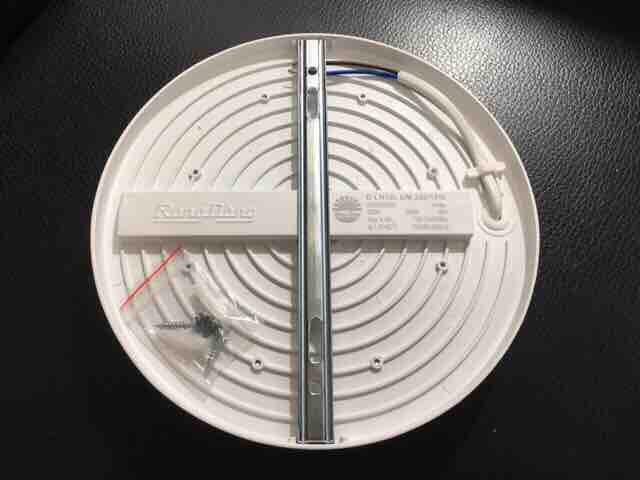 Đèn ốp trần tròn 18w đổi màu Rạng Đông Ø220mm