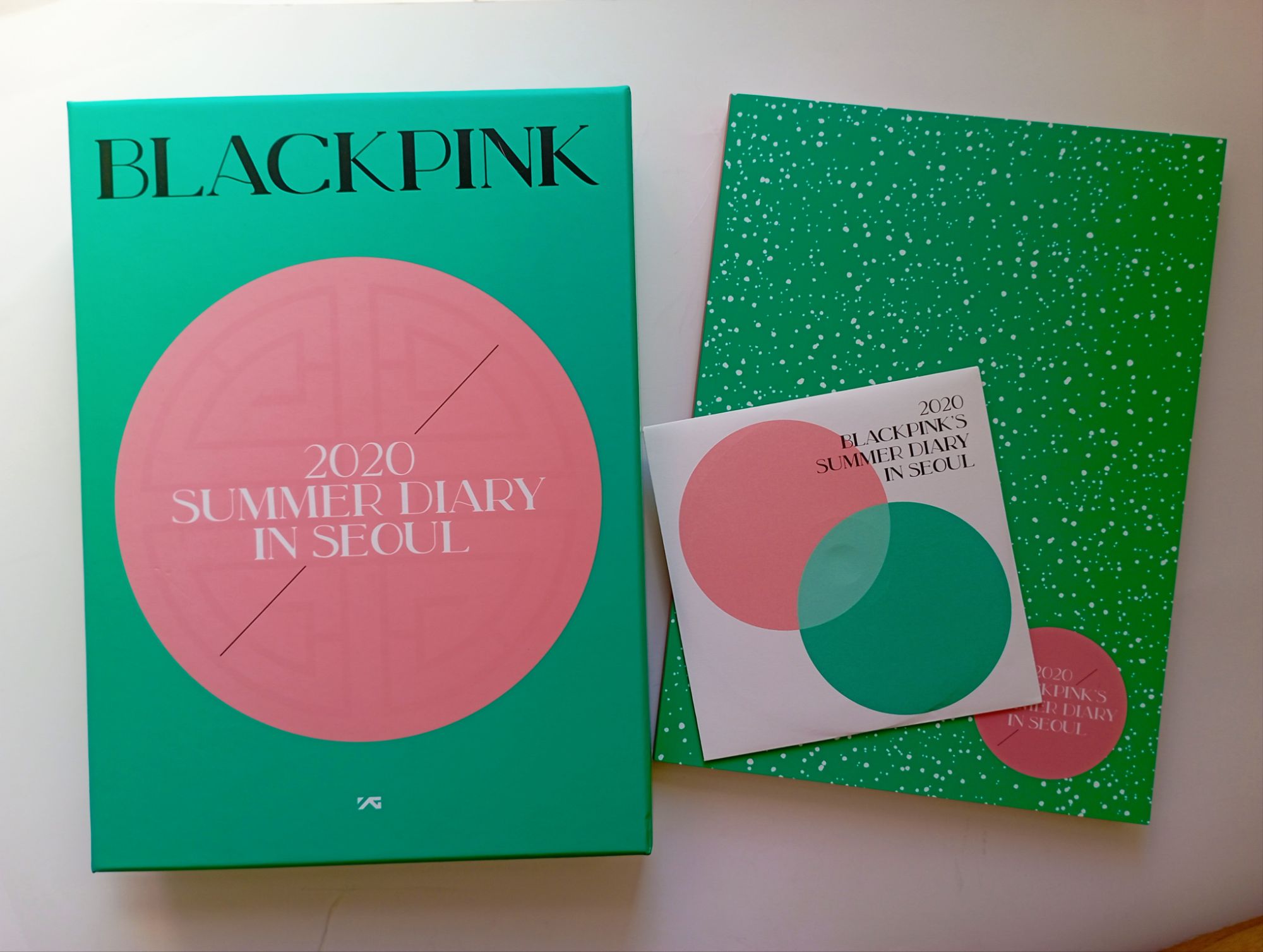 Bộ sách ảnh mùa hè Blackpink Summer Diary 2020 in Seoul chính hãng