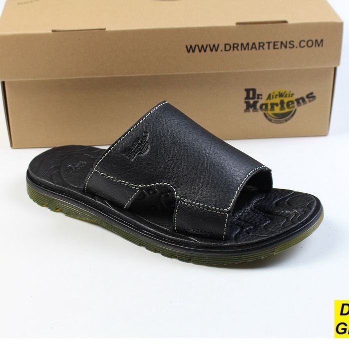 Dép Dr.Martens Packer 2A95 Thailand