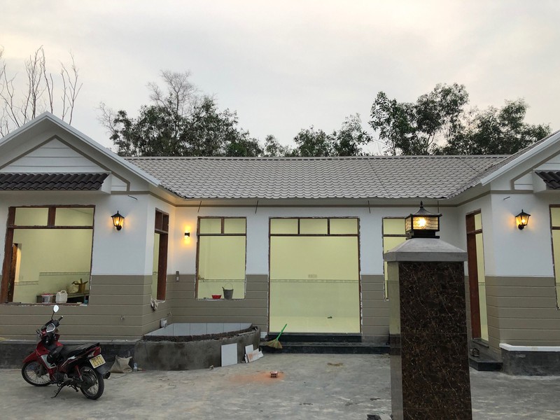 [HCM]ĐÈN TRỤ CỔNG D200