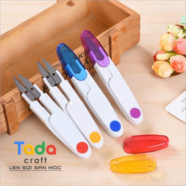 Kéo bấm/ kéo cắt chỉ có nắp đậy
