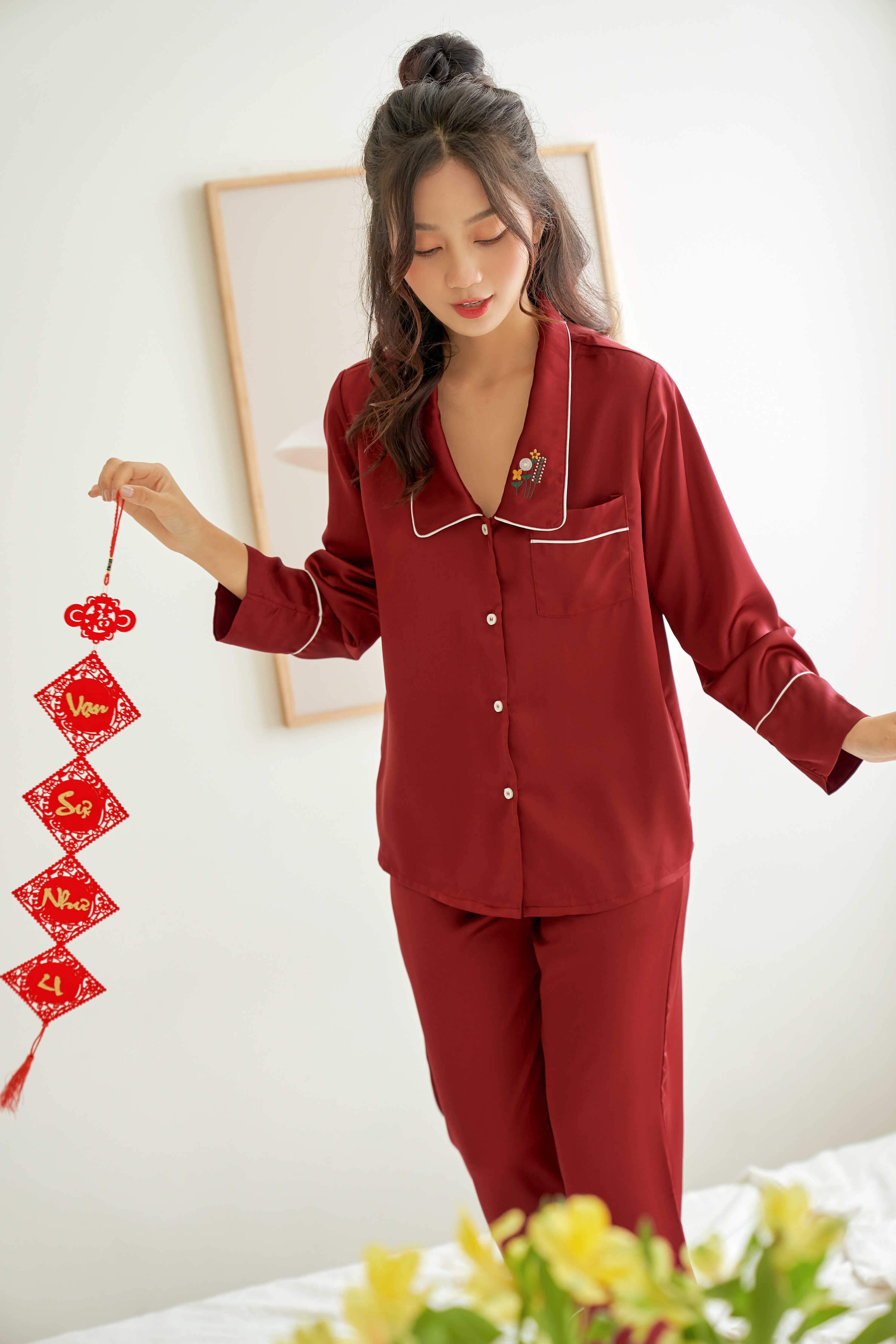 VIBES Đồ bộ mặc nhà nữ pijama dài tay Lụa cao cấp Long Sleeve Py Set