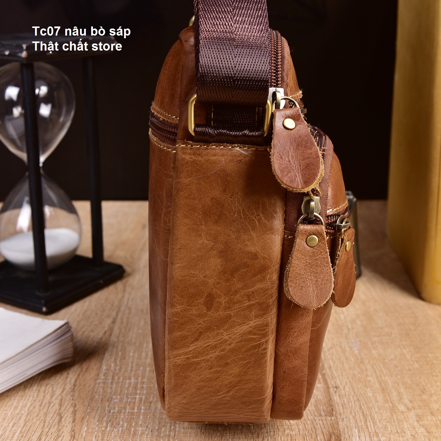 Túi đeo da bò sáp dầu mã TC07 thathchatstore