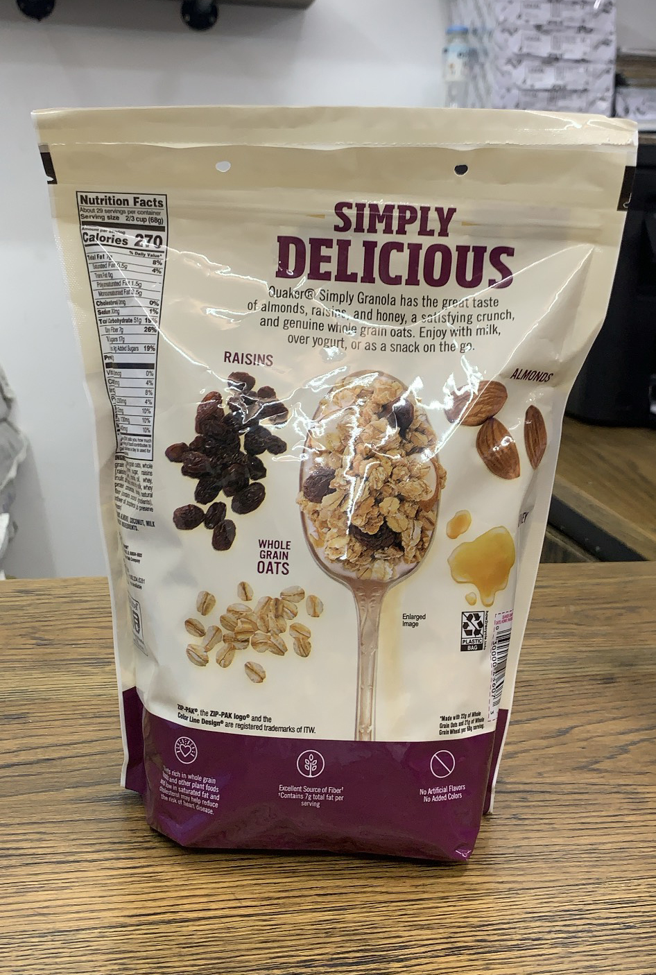Yến Mạch Quaker Simply Granola 978gram