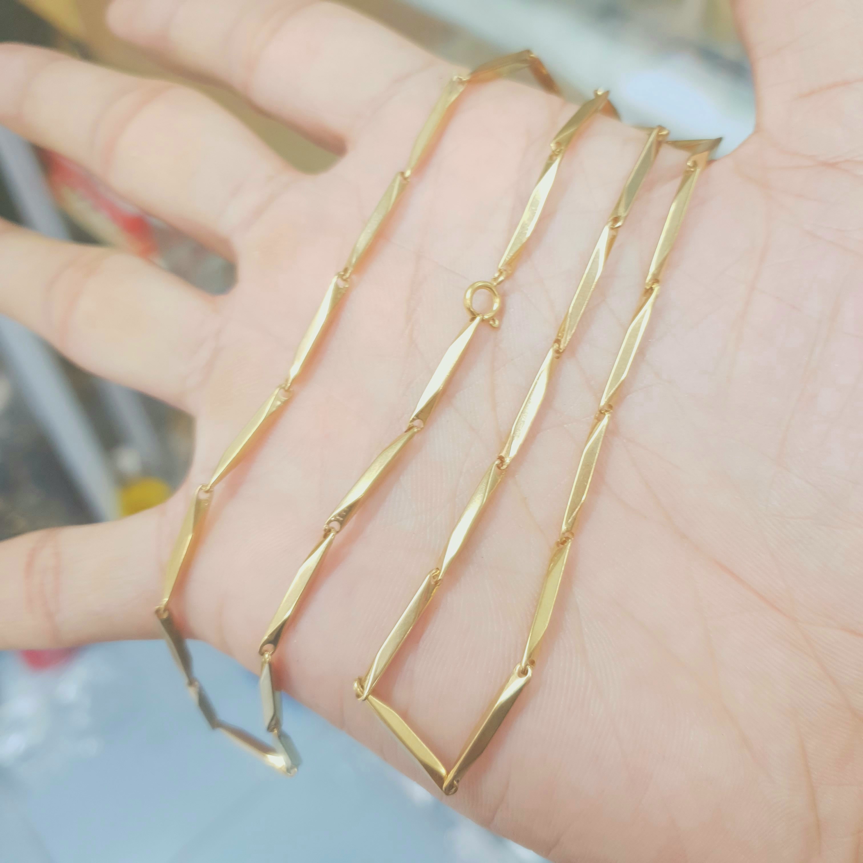 (Có ký hiệu-Không kiêng nước) Dây Trụ Tiễn Nhỏ Titanium Cao Cấp Hàng Nano Vàng 2.5MM Titanium Cao Câp-Dùng lâu dài tắm rửa thoải mái không đen