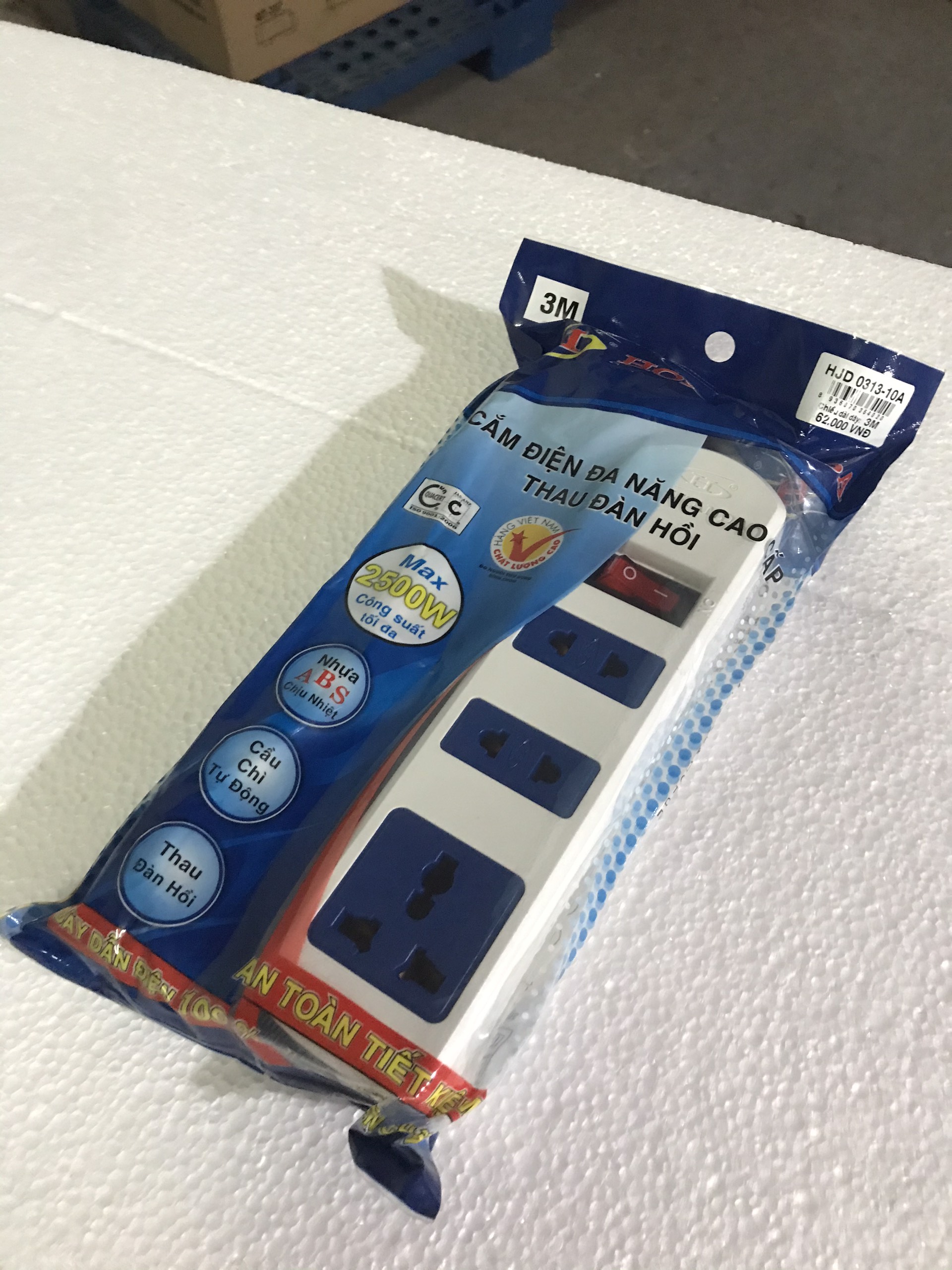 Ổ ĐIỆN 3 Ổ CẮM HONJIANDA HJD - 0313B ( ĐEN )