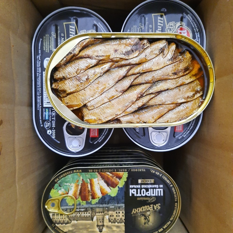 [Hộp 175gr] Cá Trích Nga ngâm dầu - Hàng xách tay
