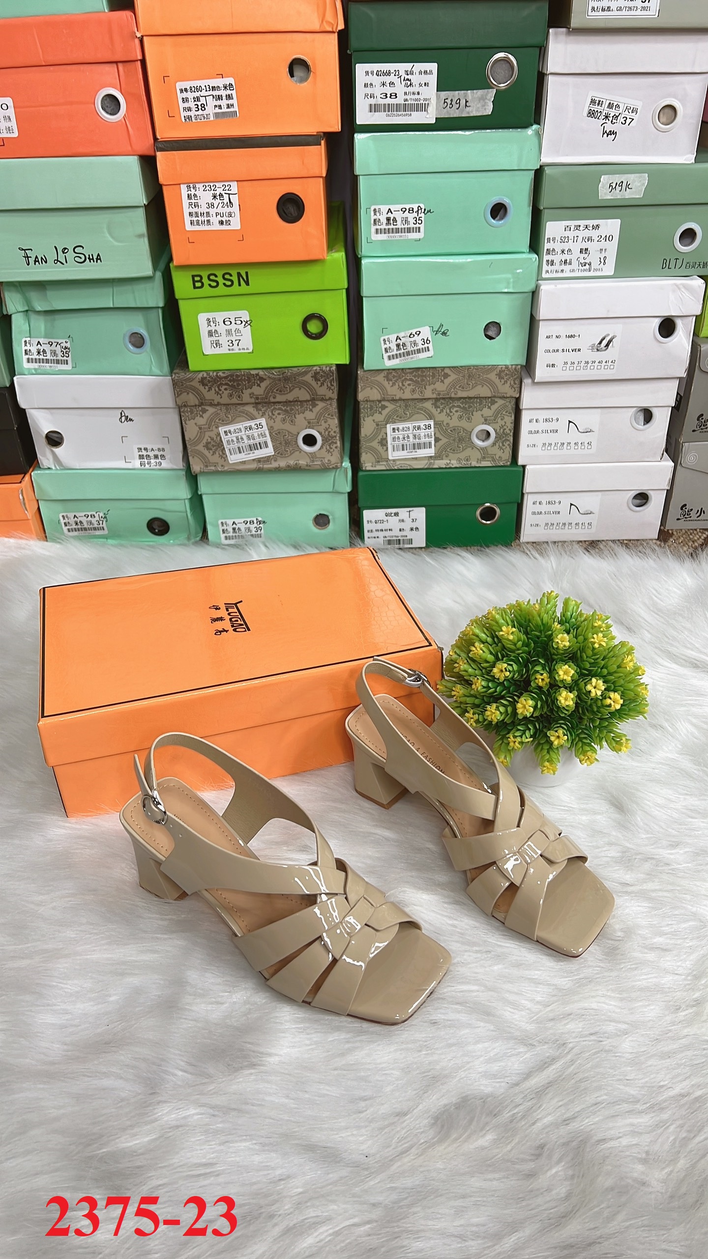 Sandal cao gót nữ