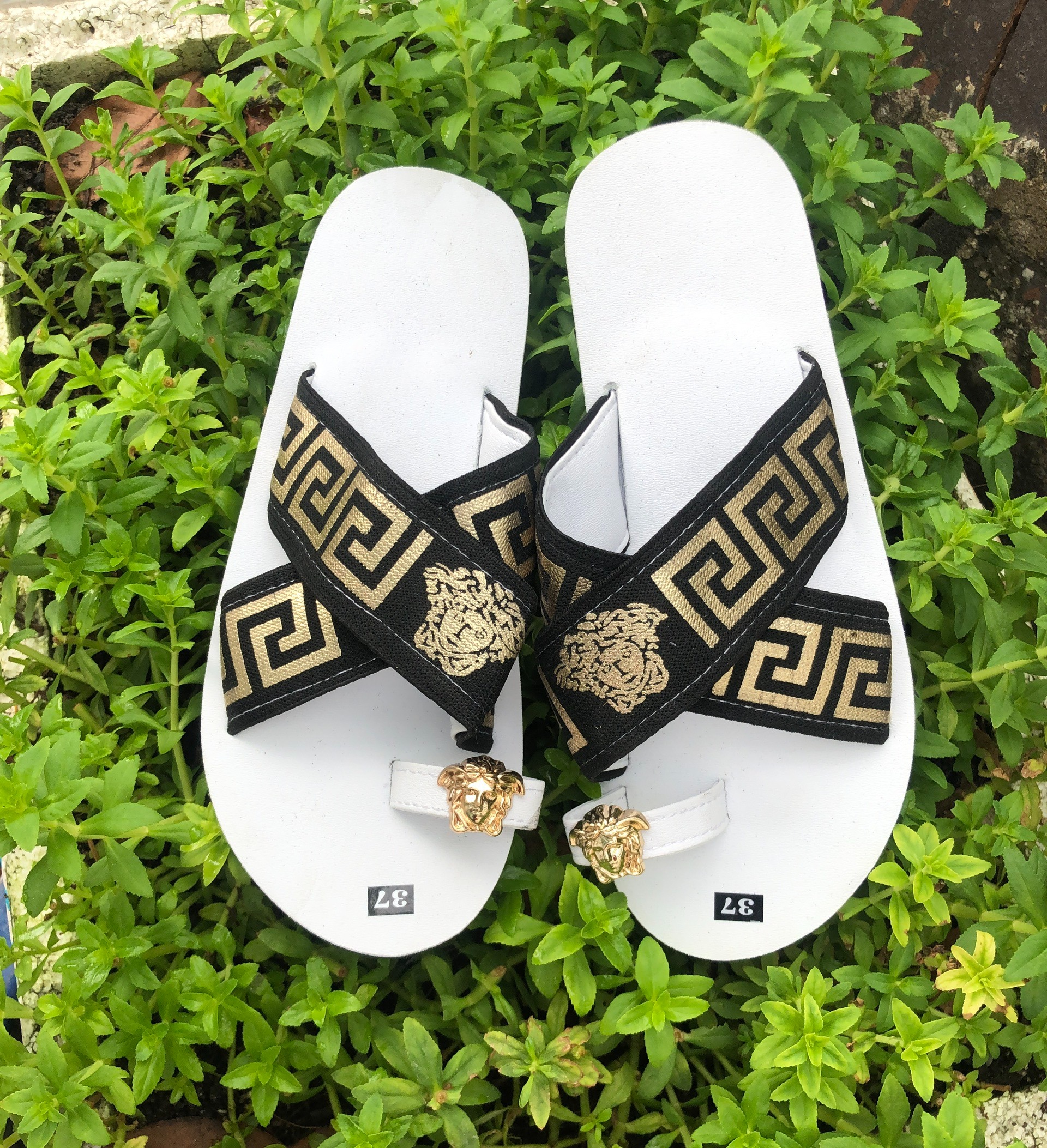 Sandal chíp chíp ( dép cặp nam nữ ) đế trắng đủ màu đủ size