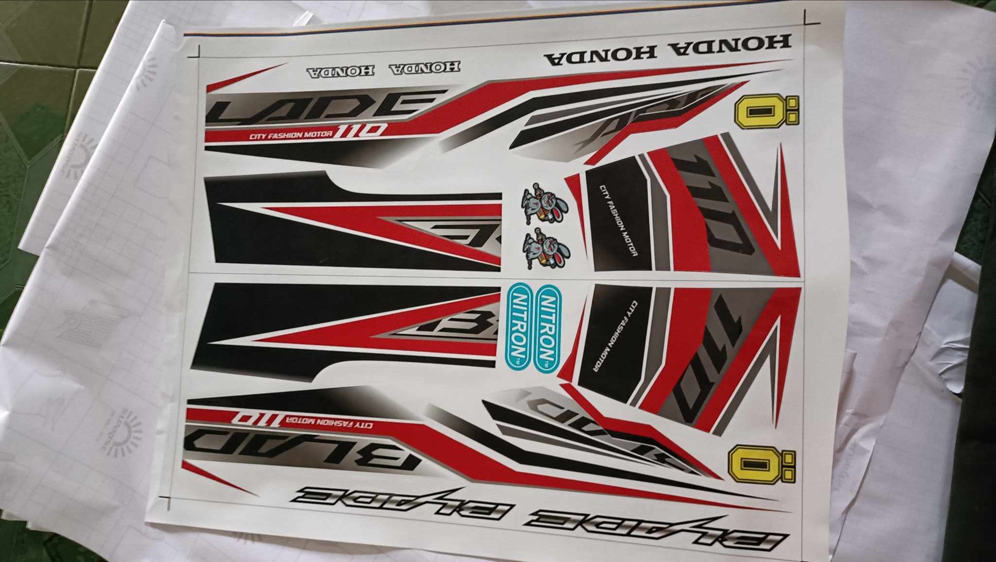 Tem rời dán xe honda blade đỏ đen