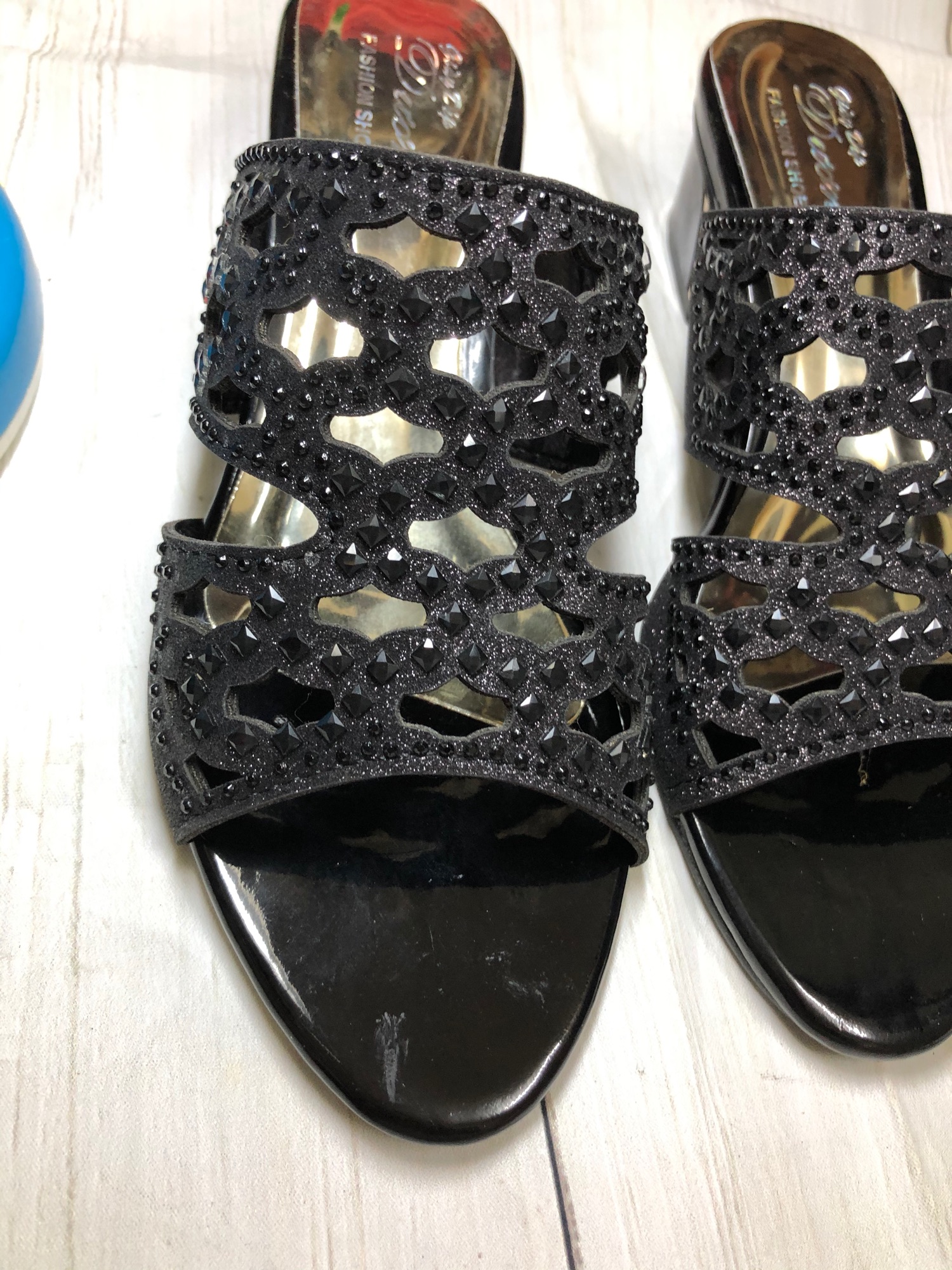 Guốc số lớn big size 38-43 sang trong
