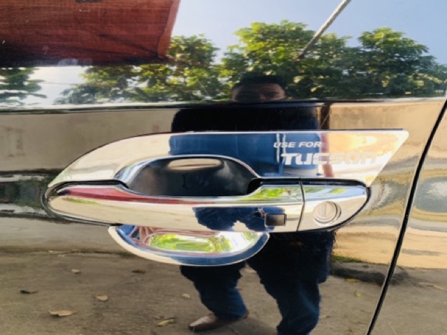 Bộ 4 ốp hõm cửa xe Hyundai Tucson 2016 2017 2018 2019 2020 2021 Mạ Crom Cao Cấp, Giúp Chống Xước, Làm Đẹp Xe, Có Sẵn Keo Dính 2 Mặt, Lắp Đặt Dễ Dàng Tại Nhà