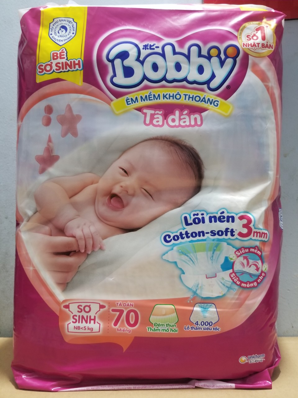 Tã dán sơ sinh Boby 70 miếng dành cho bé dưới 6kg