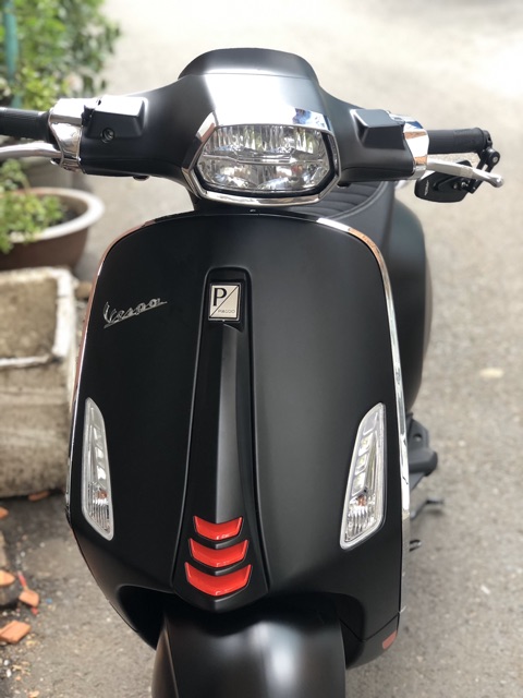 LOGO NHÔM PIAGGIO VESPA