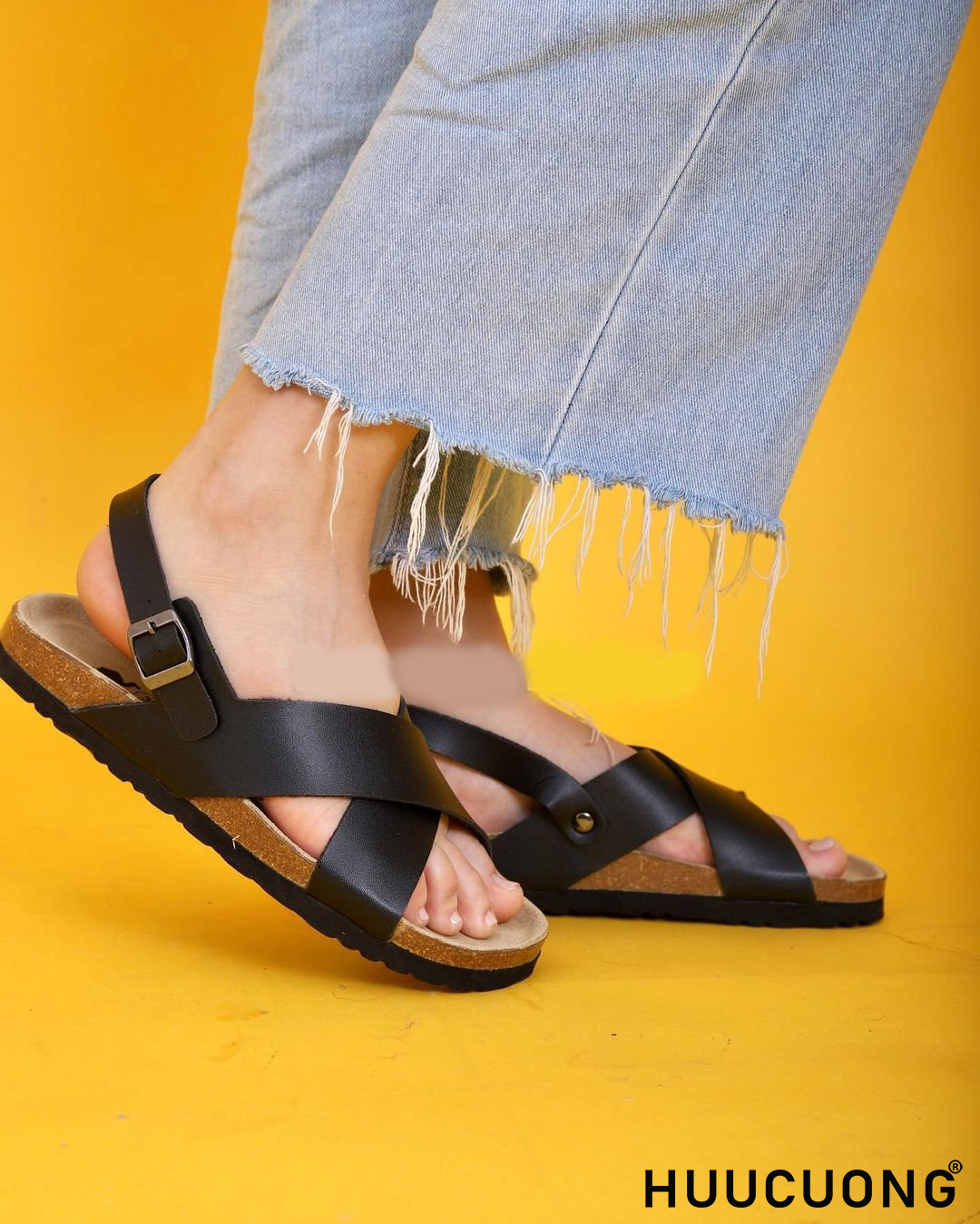 Giày Sandal đế trấu Unisex quai chéo da pu đen