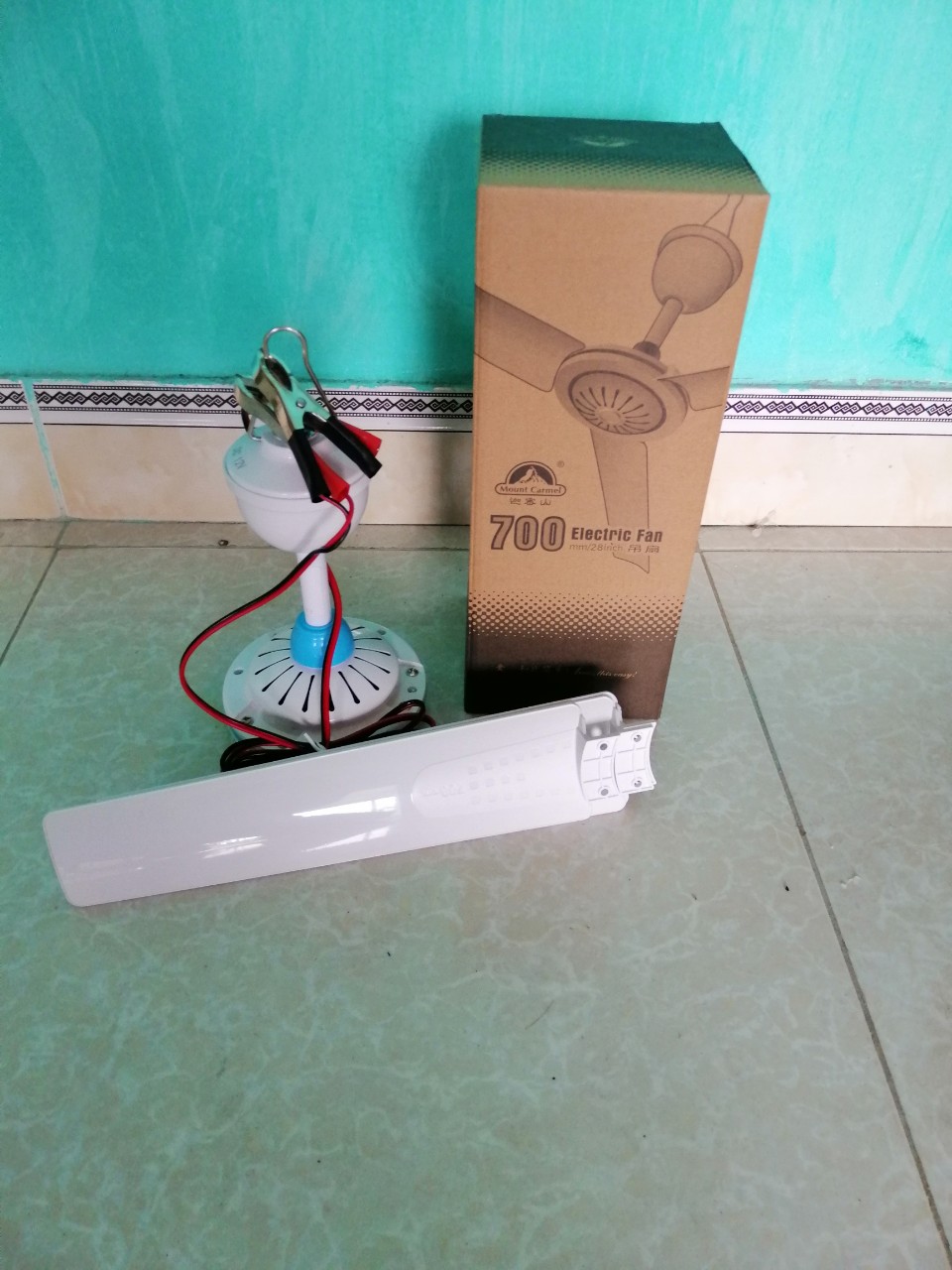 Quạt màn, quạt trần mini 12V 70cm