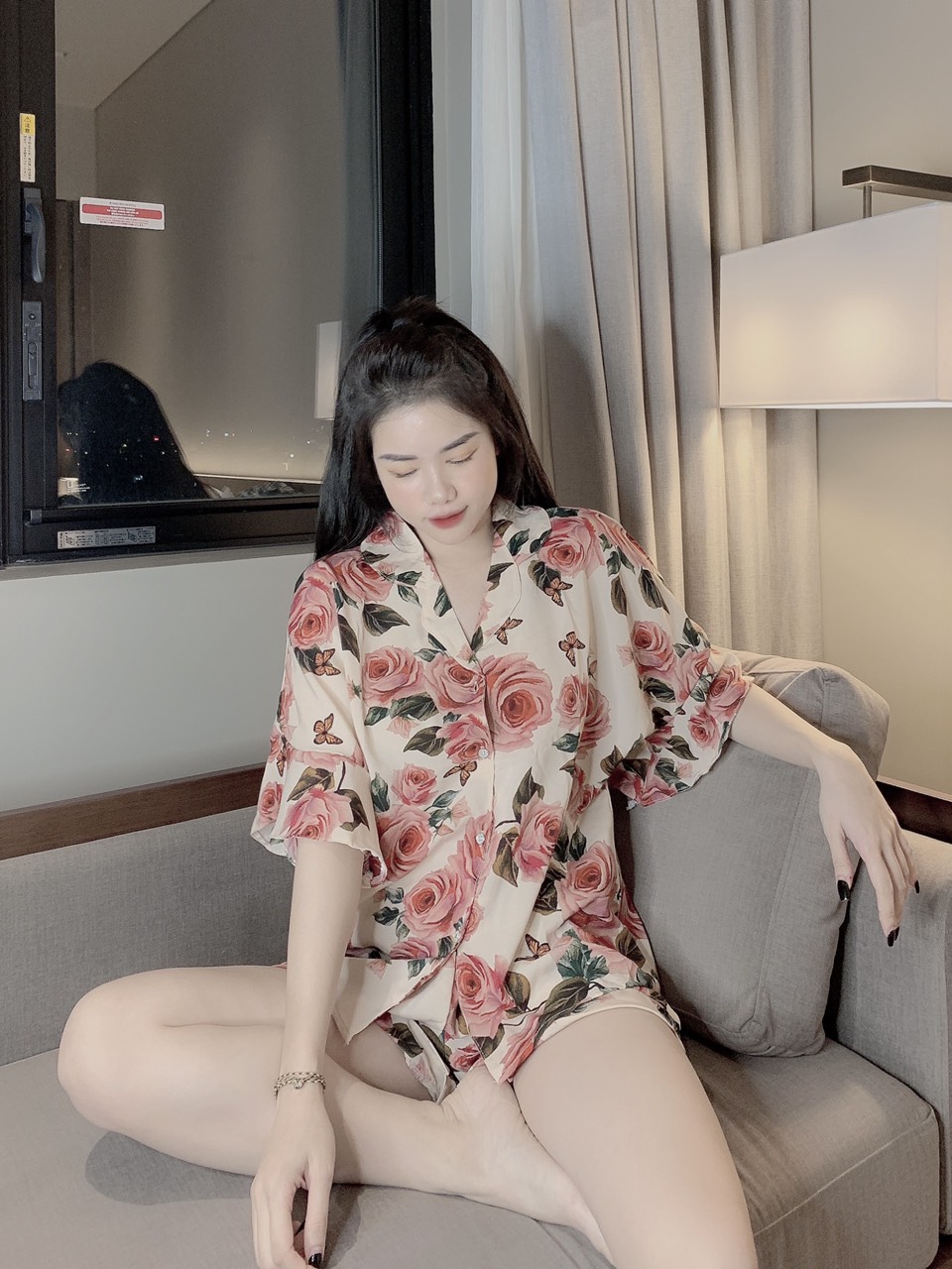 Bộ Ngủ Pijama Đùi Chất Mango Siêu Mát