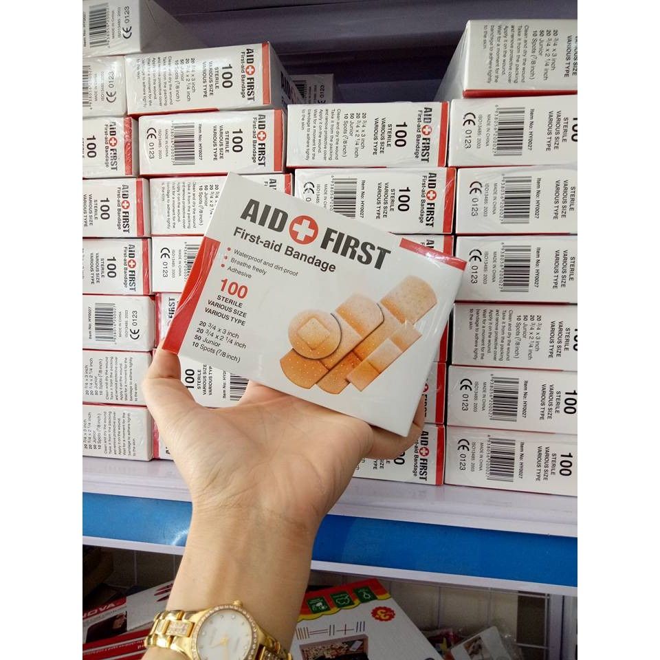 Băng vết thương Ugo (hộp 100 miếng)